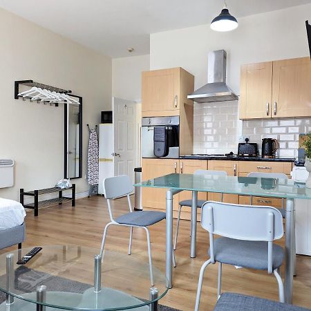 Lovely Studio In Anfield Near Centre Free Parking Liverpool Exterior photo